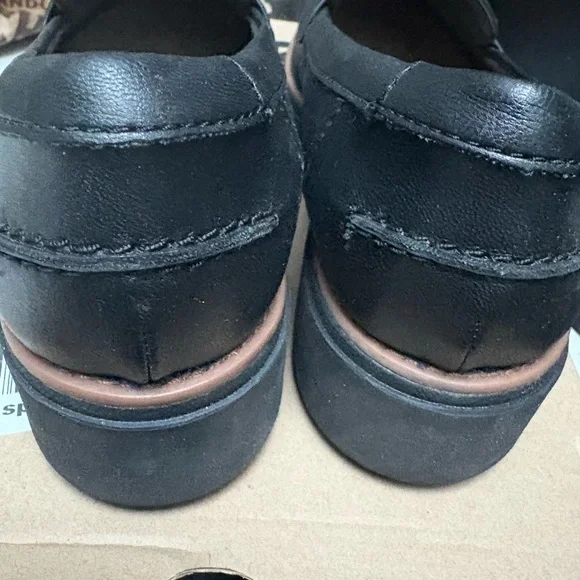 Clarks Black Leather Loafers for Women - Picture 4 of 7